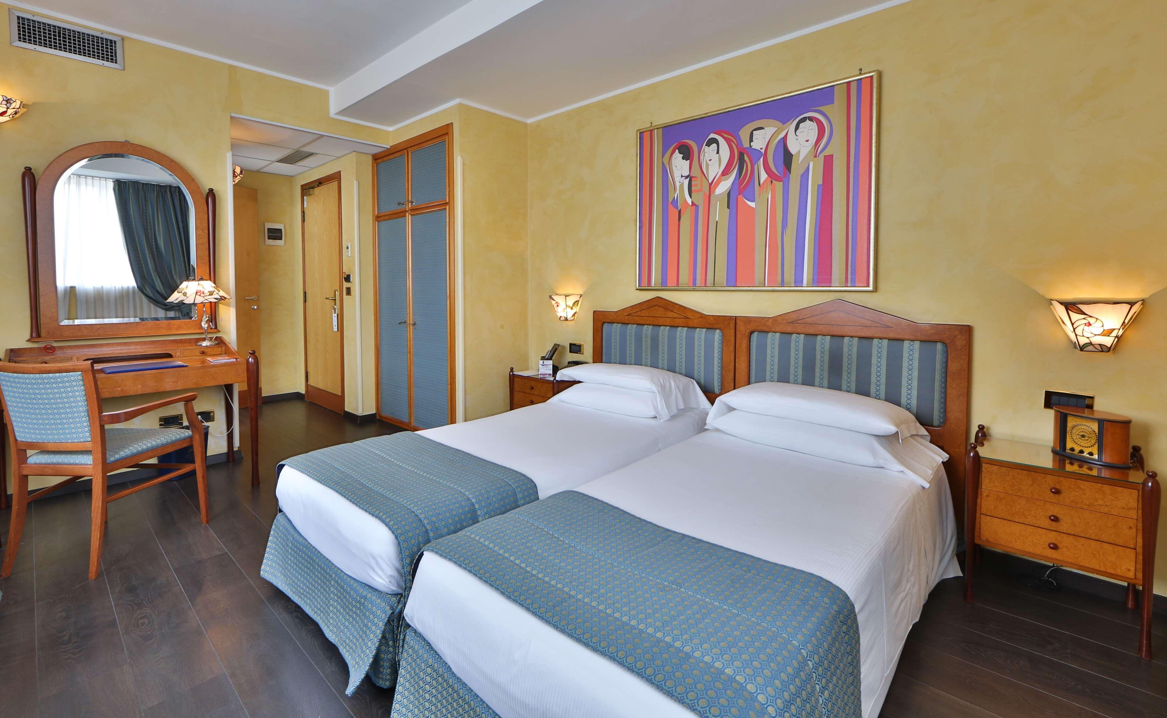Best Western Hotel Artdeco Rome Exterior photo