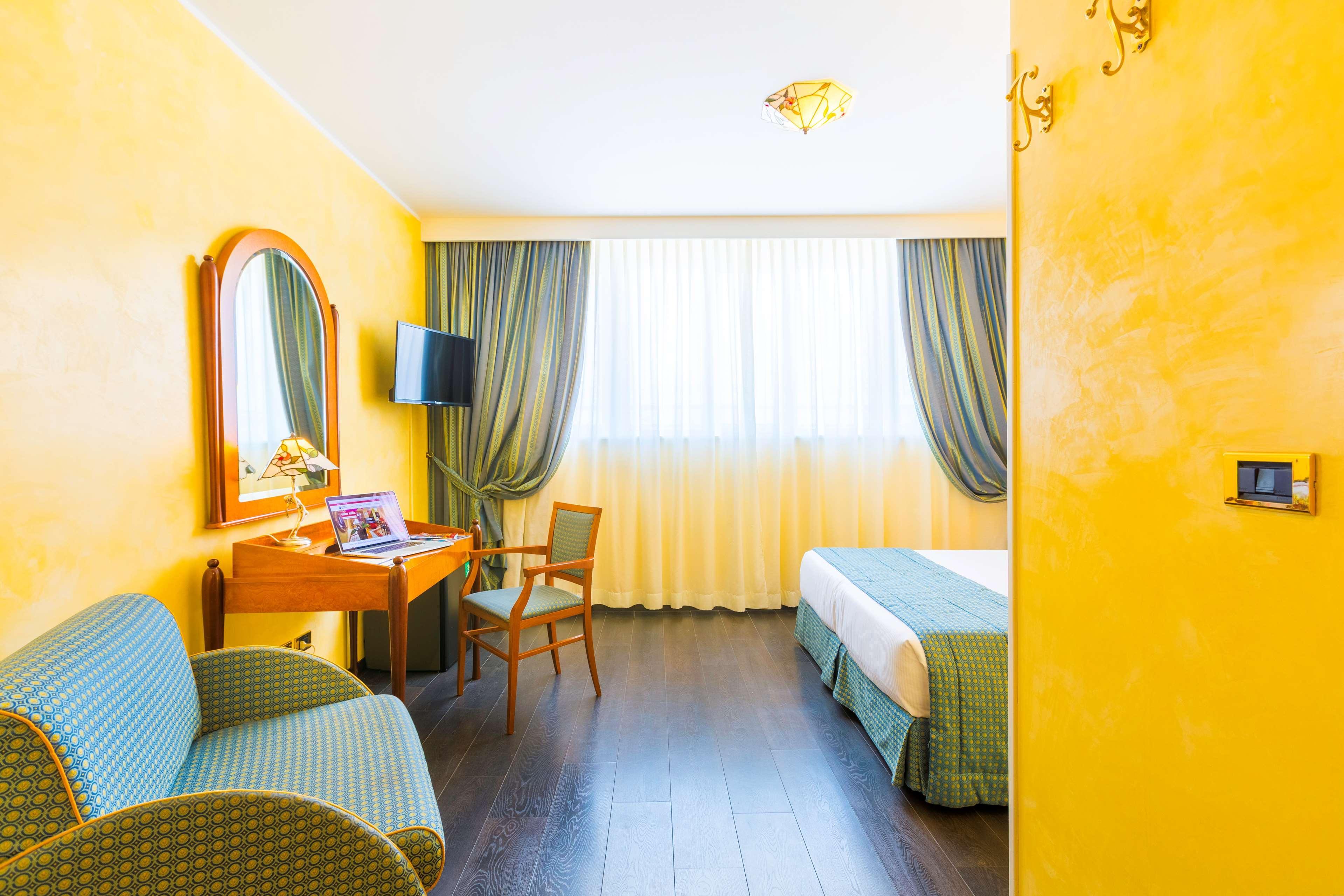 Best Western Hotel Artdeco Rome Exterior photo